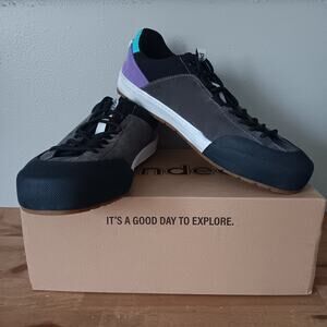 LANDED |THE SWITCHBACK| UNISEX 11 Women 9.5 Mens Walking Comfort Tennis Shoes